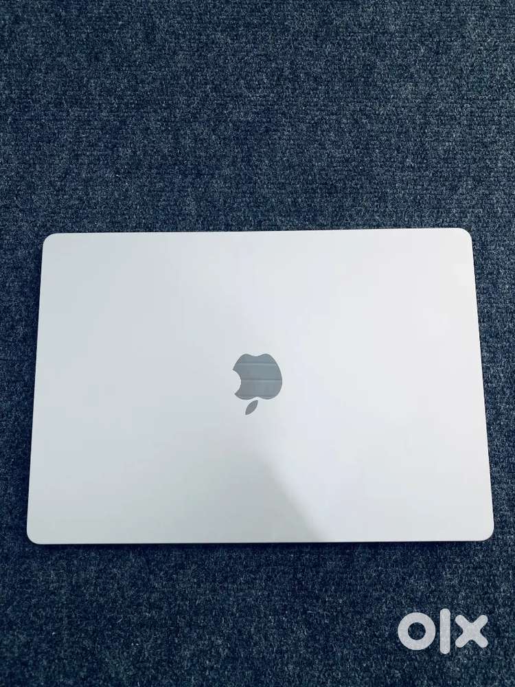 MacBook Air (15-inch, M2, 2023,8/256SSD)