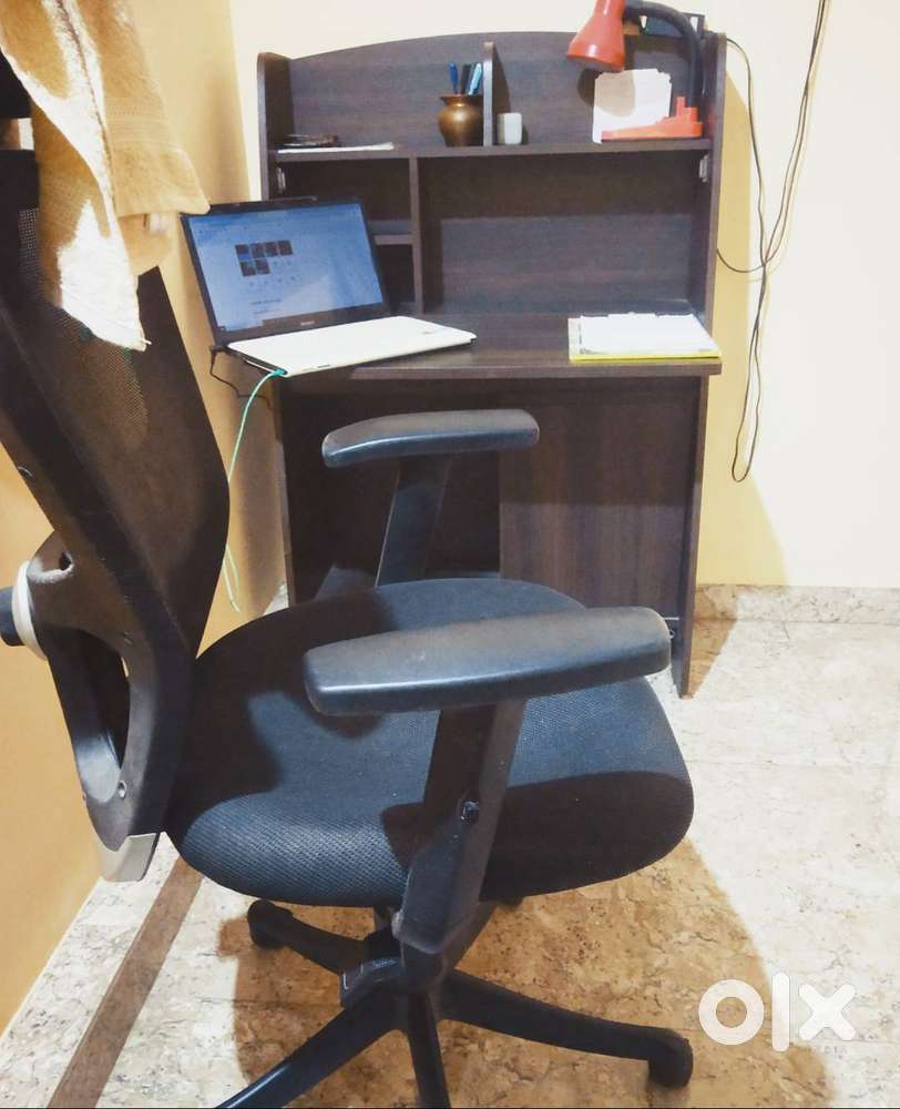 Brand computer table with revolving chair