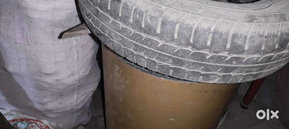 WagonR k series model car tyre
