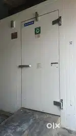 Freezer cold room