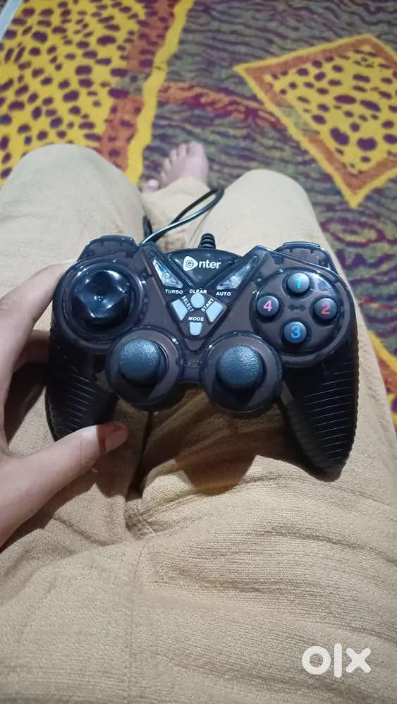 An enter Game pad