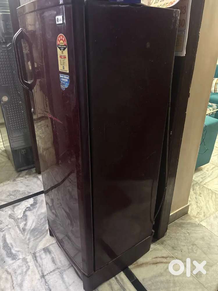 LG 230 ltr fridge