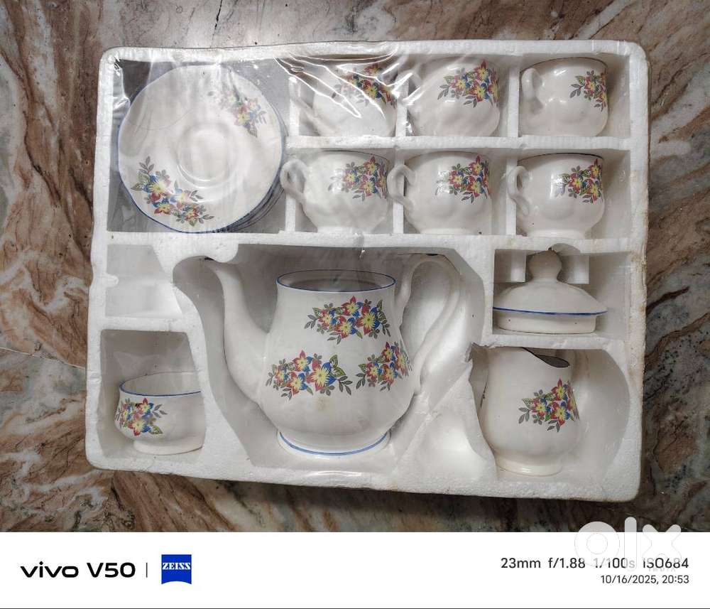 Tea Cup Crockery Set in brand new condition.