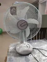 Rechargeable table Fan
