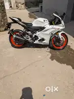 Yamaha R15 V4 White - 2024