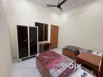 Admiral Luxury Mens PG & Kitchen
