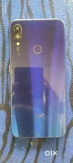 Red MI note 7 pro. 6gp ram. 64gp memory. Gud working continue.