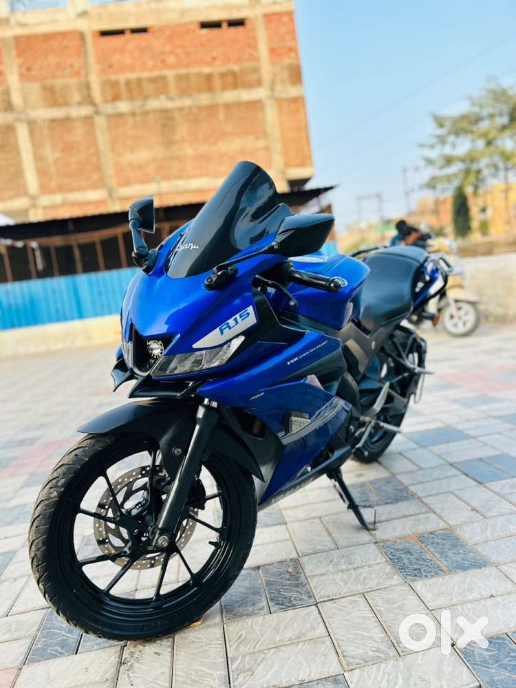 2 keys full original condition