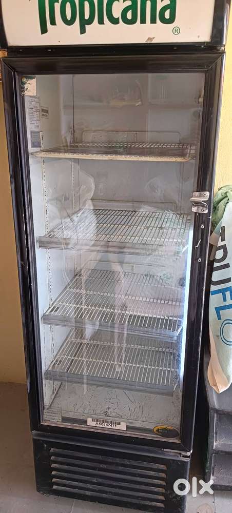 Commerical fridge
