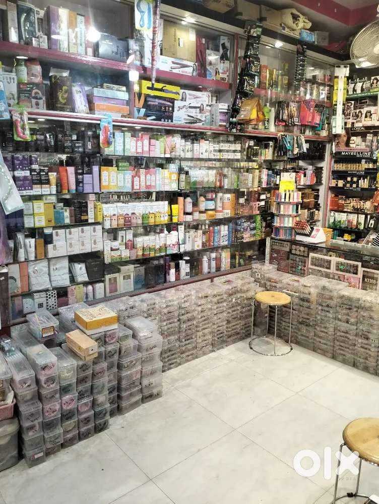 Need Experienced Salesgirl For Cosmetic Shop