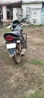 Sports bike Lena hai condition ek number hai