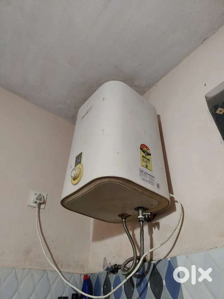 Geyser V-Guard 25 Liters Excellent Condition