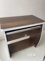 Computer Table – Great Condition, Only ₹800!