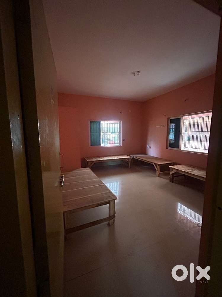 Boy’s Hostel in Patia