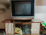 Cabinet and Tv (working but screen problem)