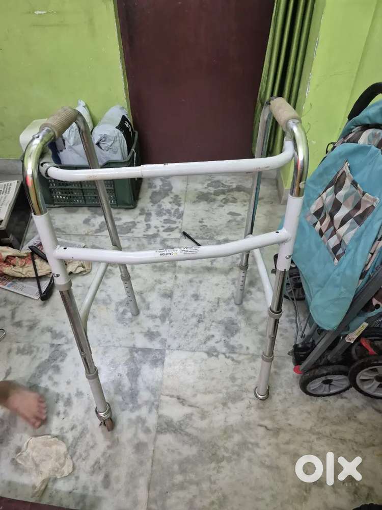 Branded Adjustable Adult Walking Aid / Adult Walker For Sell