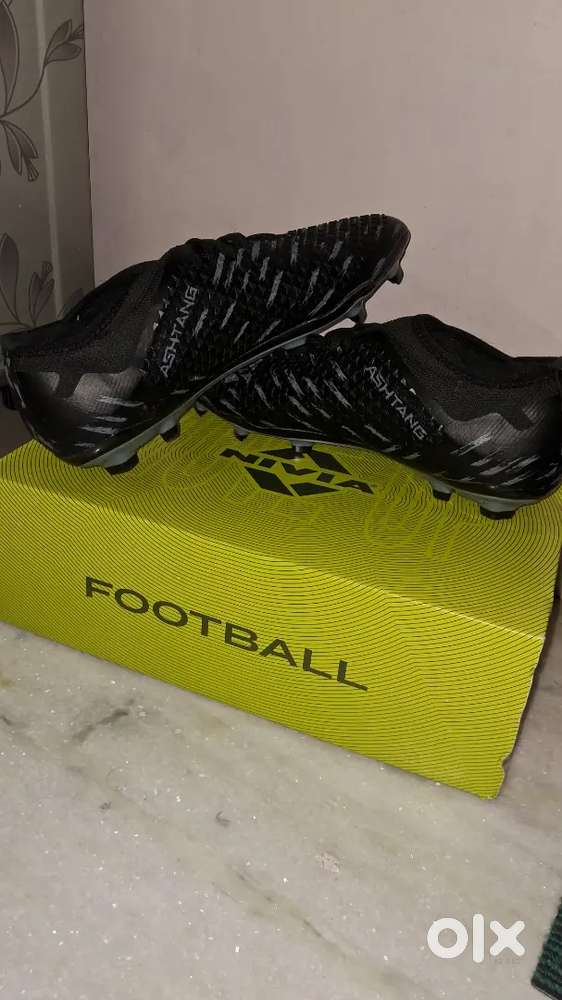 NIVIA ASHTANG 2.0 Football shoes [Size 8]
