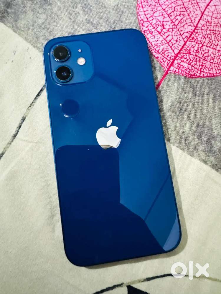 Apple iPhone 12