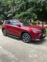 Toyota Urban Cruiser Hyryder 2023 Petrol 6000 Km Driven