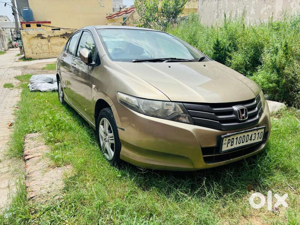 Honda City 2008-2011 1.5 E MT, 2011, Petrol