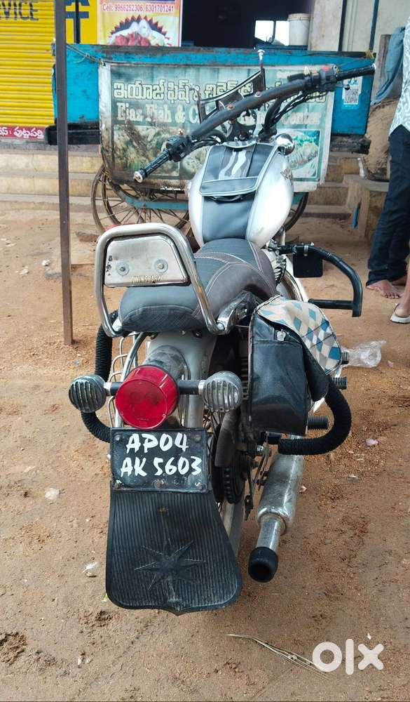 Royal Enfield Thunderbird