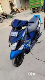 Yamaha Ray zr self start scuty good engine good tayre all ok