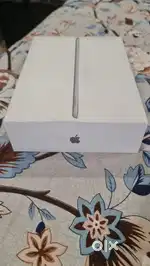 iPad 6th Gen 32gb Wi Fi model with box, charger, bill