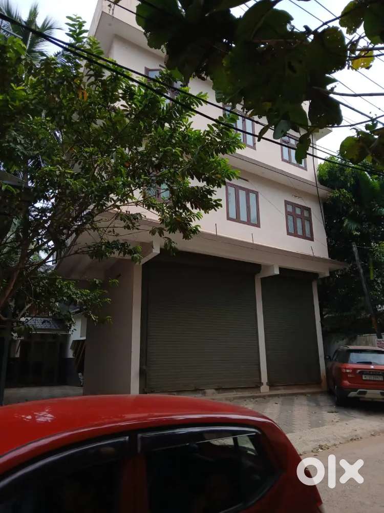 ShopRoom forRent near MedColege6.3mx4.5x4.4mH suitabl forShops offices