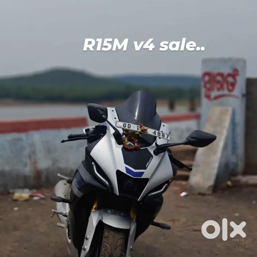Yamaha R15M v4 Good condition