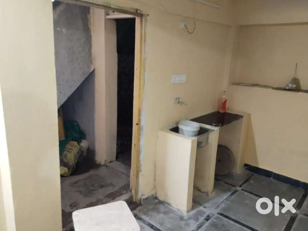 Room for rent or office