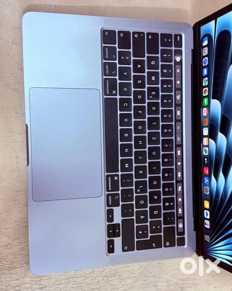 Macbook 13pro 2020 year