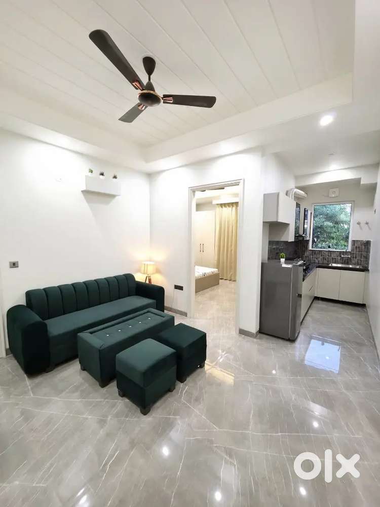 2bhk builder floor in saket