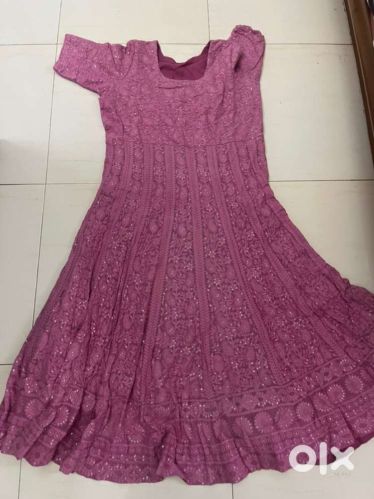 Its only wear once so its completely new