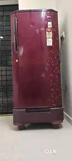 LG Fridge - Rs.4500 (Good Condition)