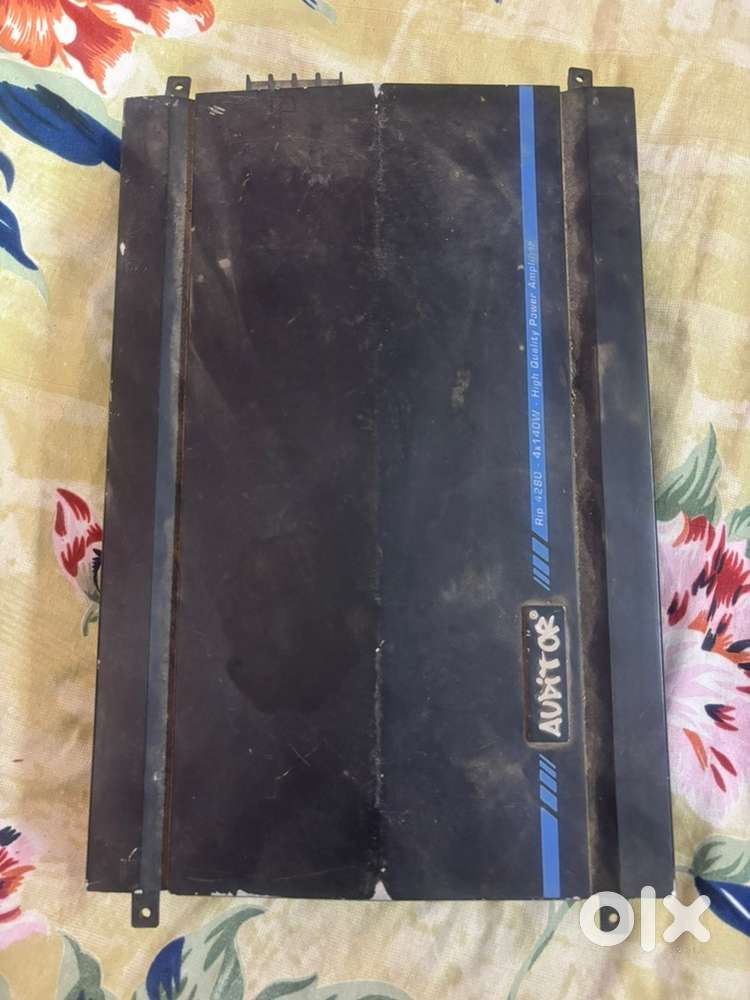 AUDITOR 4 channel amplifier