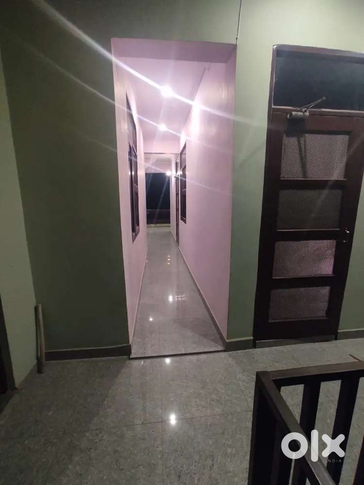 Room Rent in Prime Location