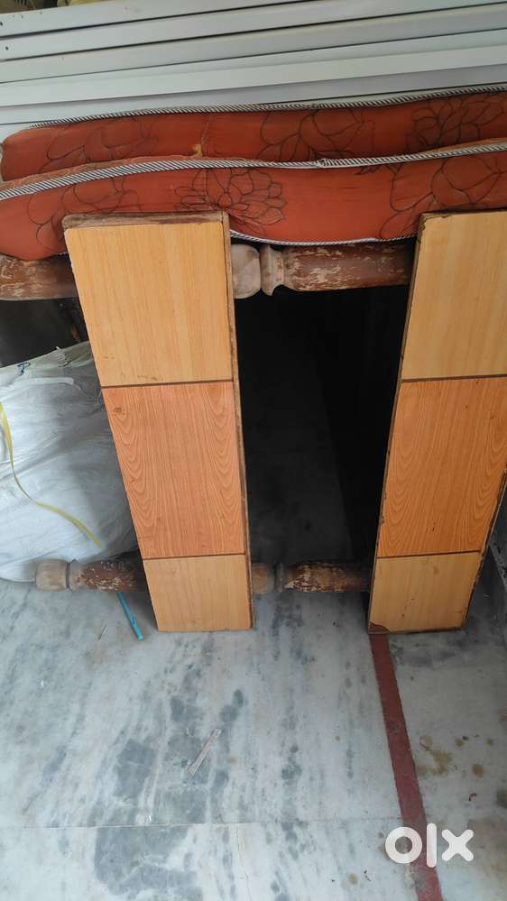 Good condition beds