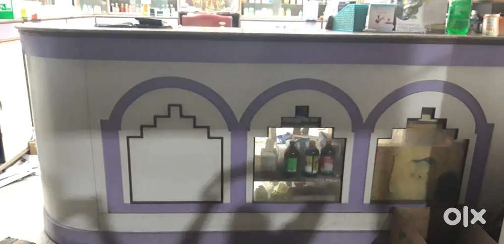 Fully furnished Shop ready to move