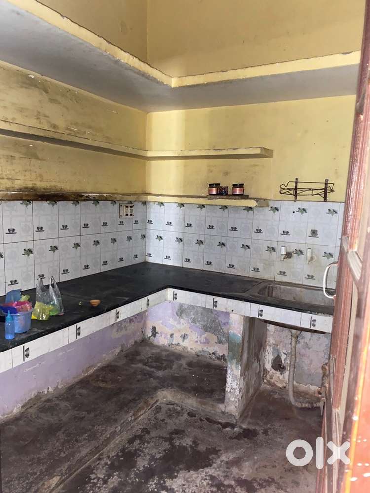 Ground floor for rent 3bhk ( no bachelors )