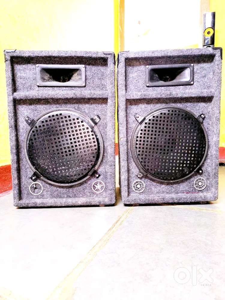12 INCHES SPEAKER 2 SOUND BOX BIG SIZE 4000 ONLY URGENT SALE THANK YOU