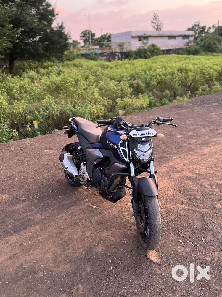 YAMAHA FZSV3 (DEC-2019) MODEL