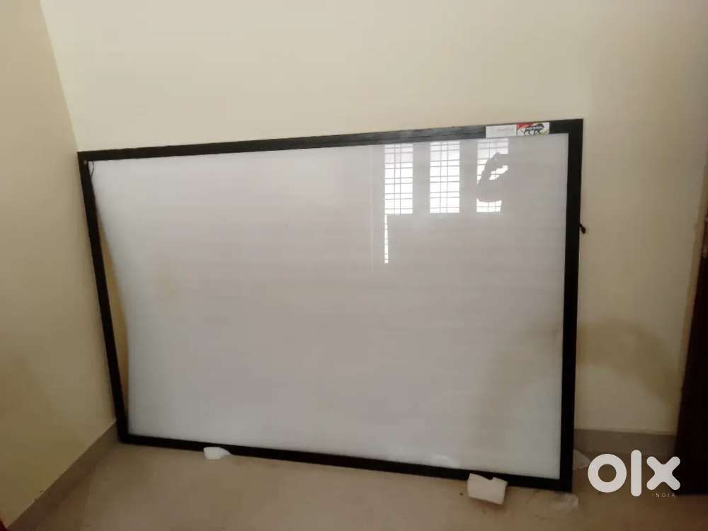 Digital lightening glass board for sale along with tripod