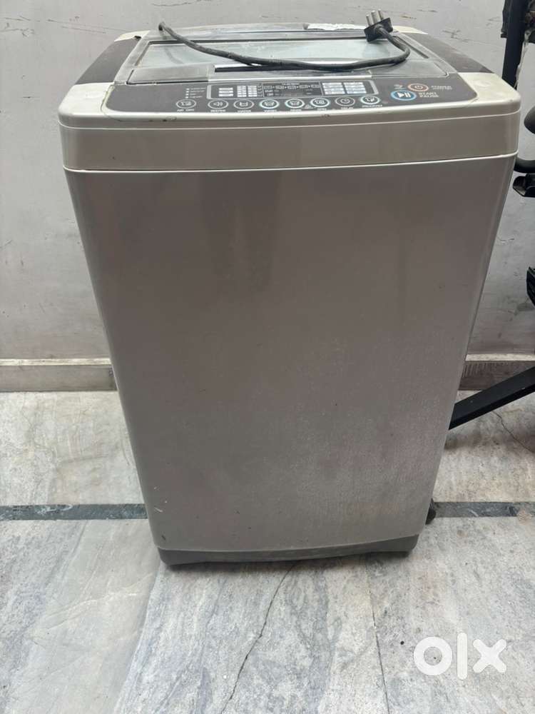 Top load washing machine lg