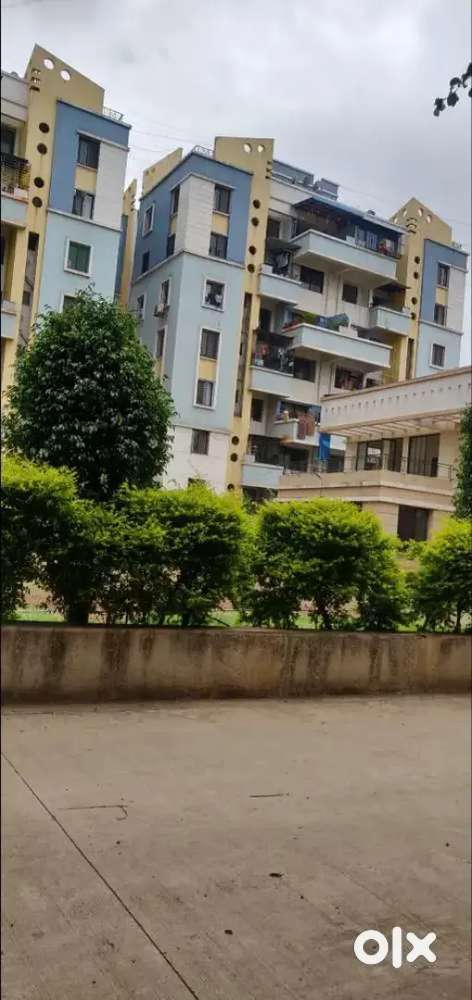 2bhk flat rent famous soc Bharti vidyapeeth katraj