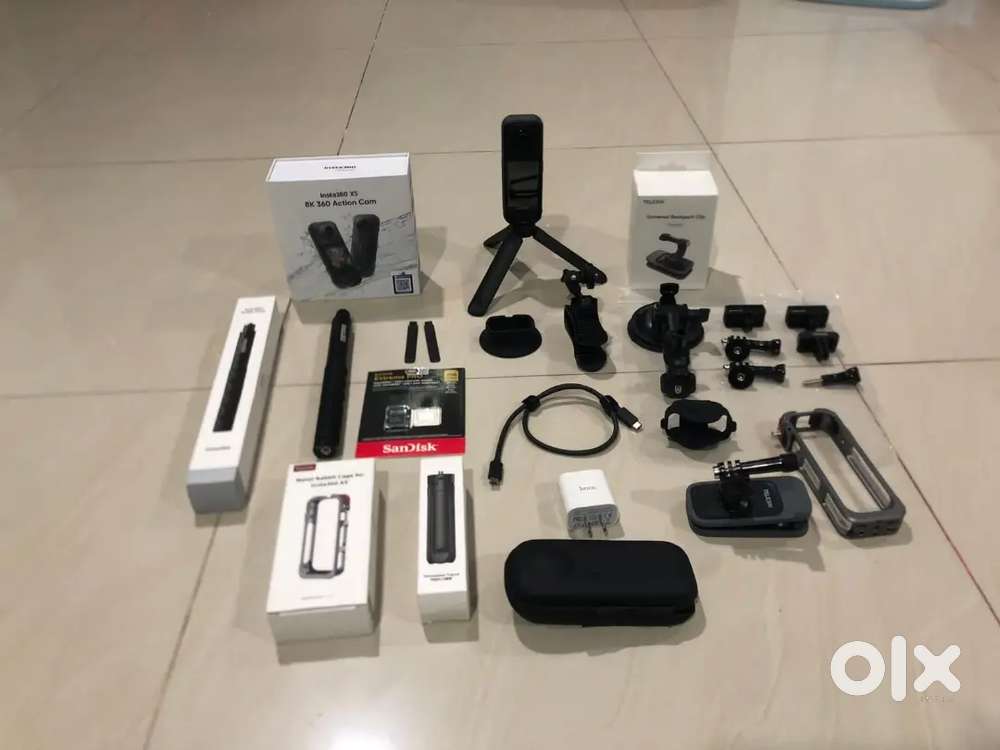Insta360 X5 Bundle, 360 Action Camera Motorcycle Multiview Bundle with