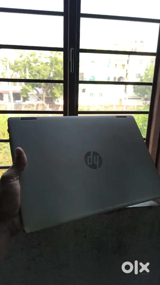 HP pavilion x360 i3 gen 10
