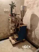 Pouch packing machine