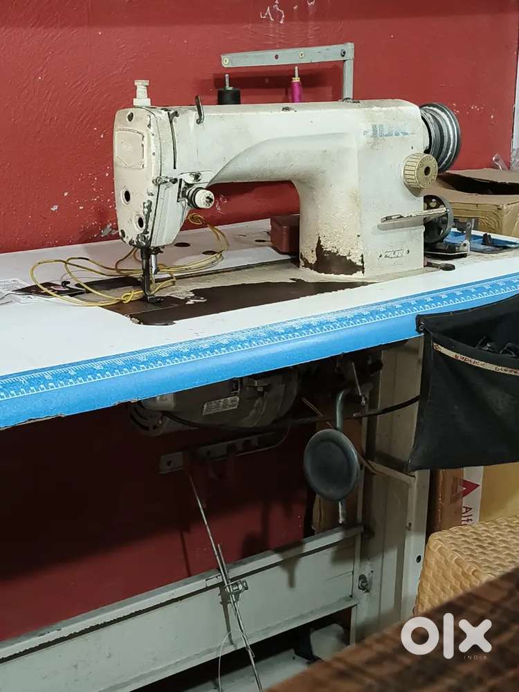 Juki machine for sale @ 10000