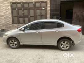 Honda City 2011 pure ptrol noc not available