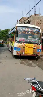Push back 2/2 luxury bus ashok leyland.leyns 4 cylinder bus